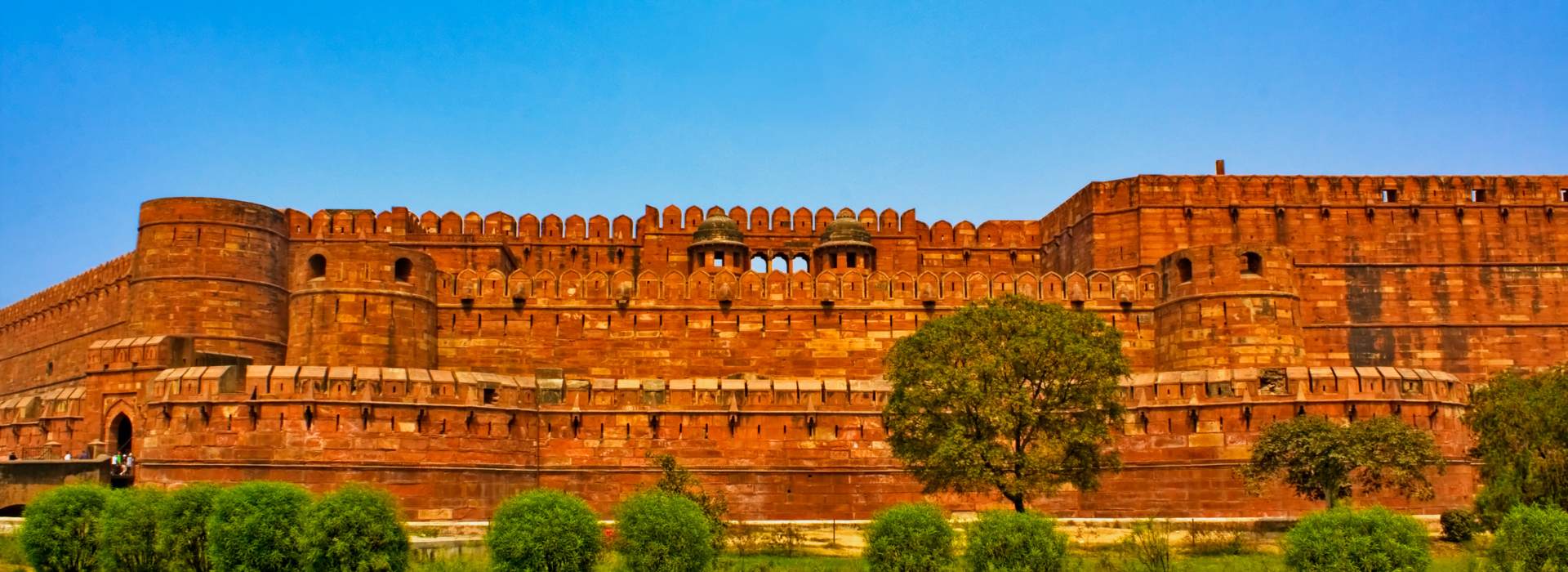 Same Day Agra Tour by Super Fast Train